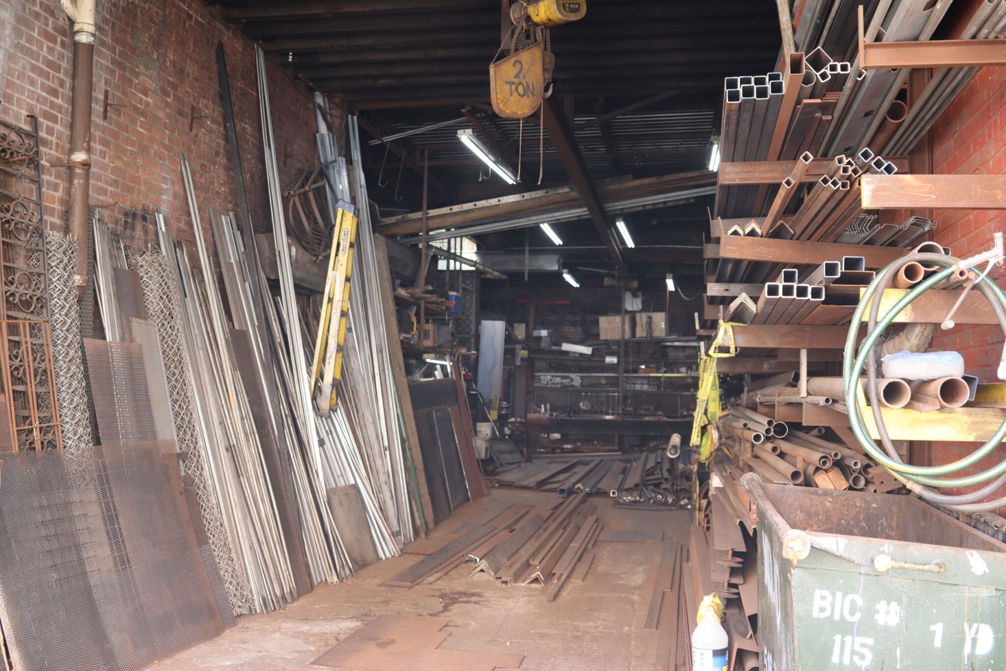 Queens Iron & Metal Queens Iron